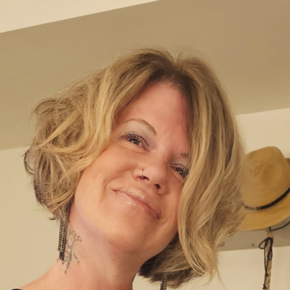 Meet your Posher, Gail